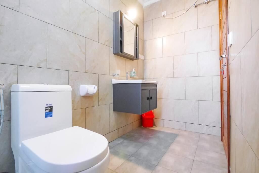 Ultra Modern Apartment In Nyarutarama Кигали Екстериор снимка